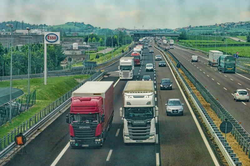 Pollution et saturation des routes, responsables les camions